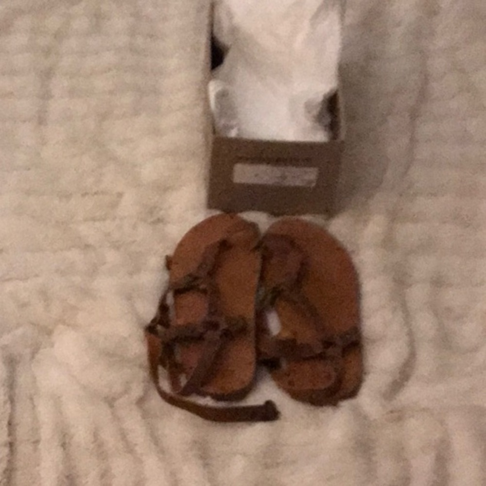 Beek “Lark” sandal size 8 NIB